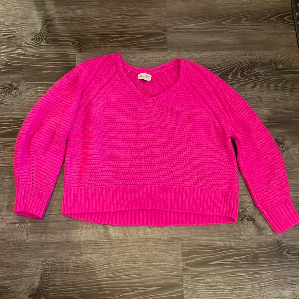 Universal thread sweater